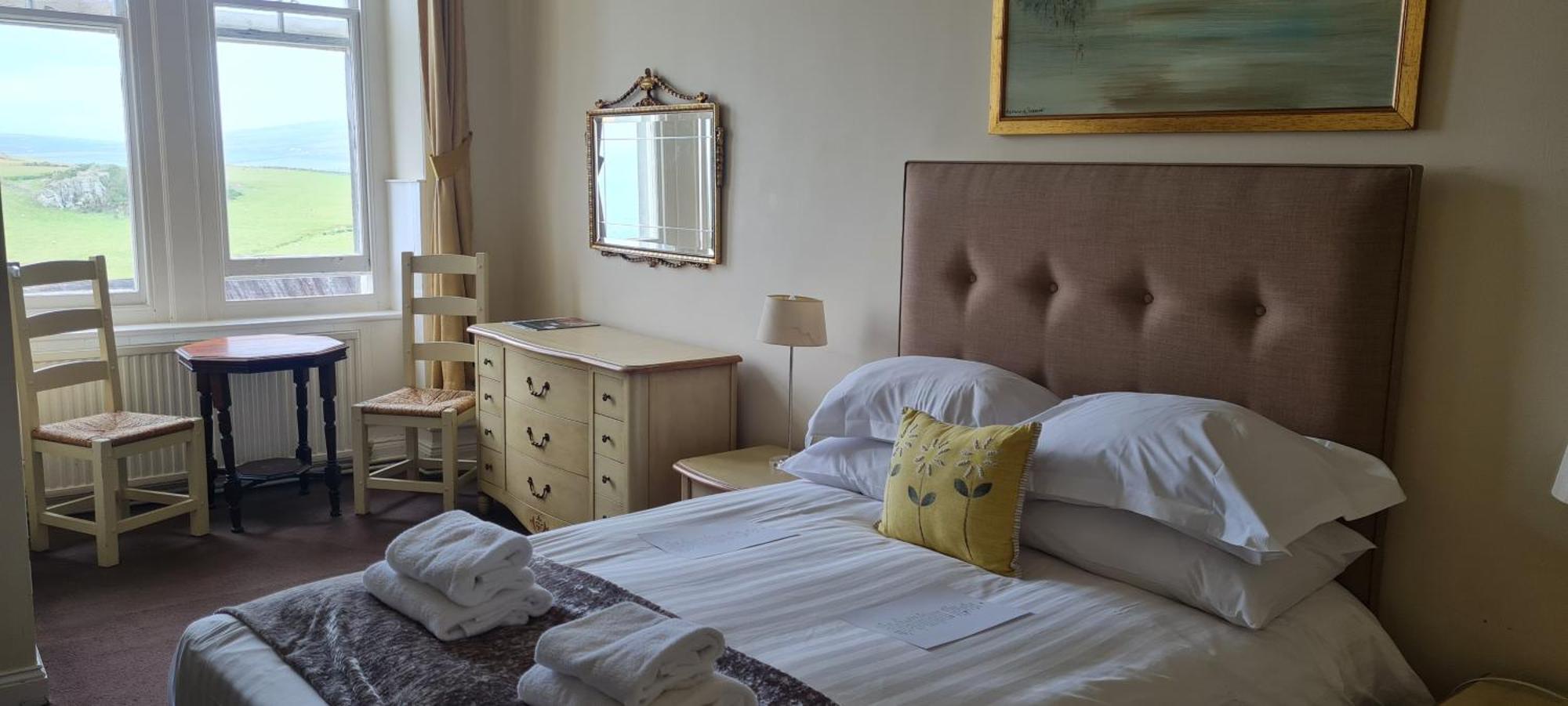 Camelot Castle 3*