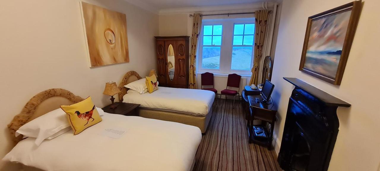Camelot Castle 3*